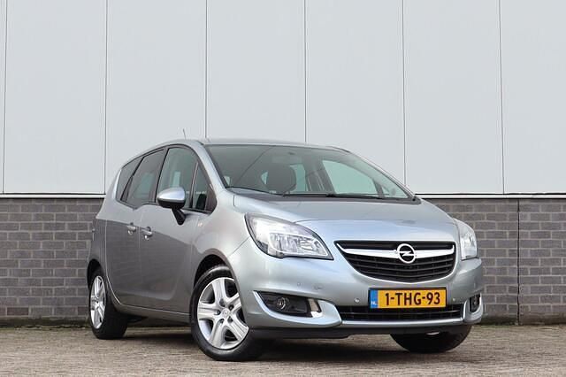 Occasion Opel Meriva Design Edition 140 PK (102 kW) 2014 Grijs MPV