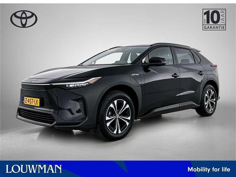 Zwart metallic Gebruikt 2024 Toyota bZ4X SUV | € 36.945 (Eerlijke prijs) - Afbeelding 1/4