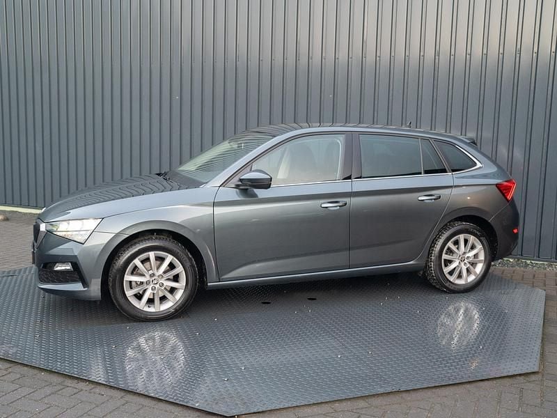 Occasion Skoda Scala Style 2022 Grijs Hatchback