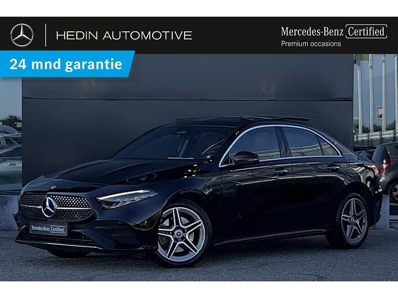 Zwart Gebruikt 2024 Mercedes A250 Advanced Plus Sedan | € 41.900 (Duur) - Afbeelding 1/3
