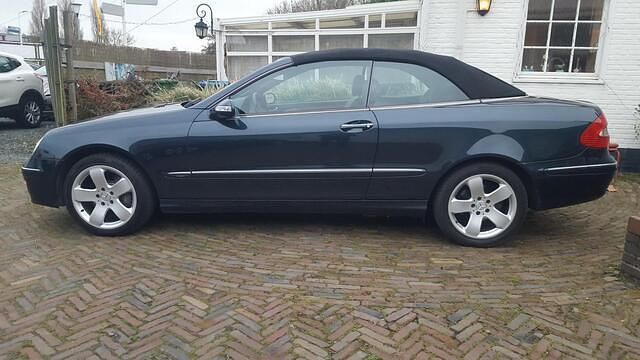 Occasion Mercedes CLK350 Elegance 272 PK (200 kW) 2005 Zwart Cabriolet