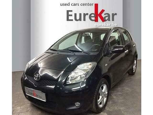 Zwart Gebruikt 2011 Toyota Yaris | € 5.990 (Goede deal) - Afbeelding 1/4