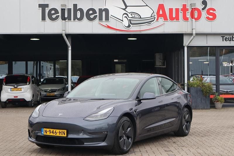 Grijs Gebruikt 2021 Tesla Model 3 Long Range AWD Sedan | € 25.985 (Goede deal) - Afbeelding 1/4