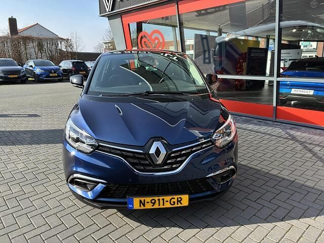 Occasion Renault Grand Scénic IV Intens 140 PK (102 kW) 2021 Twotone bleu cosmos / noir et MPV
