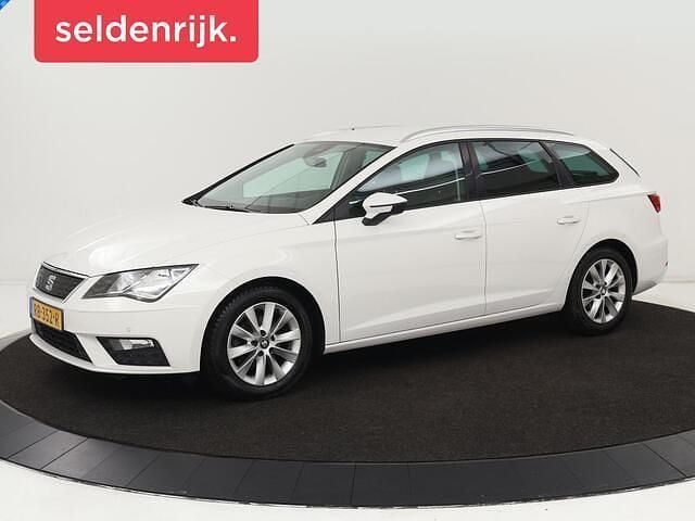 Wit Gebruikt 2017 Seat Leon Style Stationwagen | € 10.400 (Eerlijke prijs) - Afbeelding 1/4