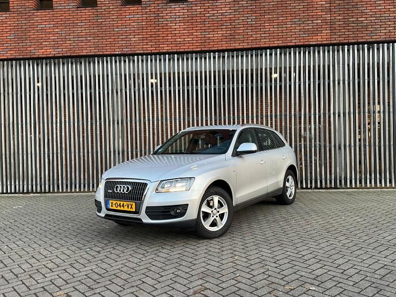 Zilver Gebruikt 2009 Audi Q5 S-Line SUV | € 11.950 (Goede deal) - Afbeelding 1/4