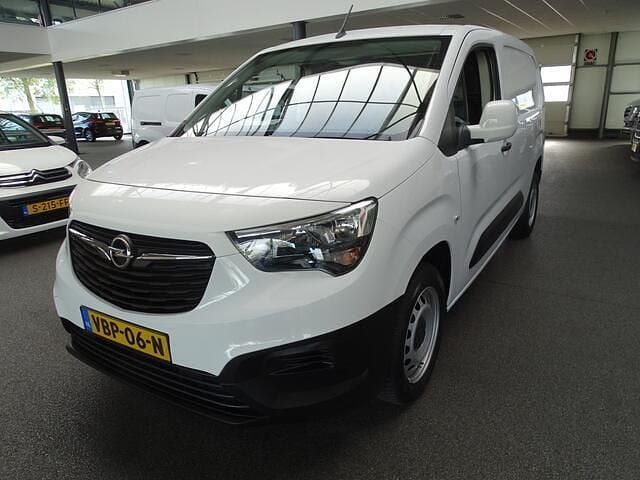 Wit Gebruikt 2019 Opel Combo Edition MPV | € 8.950 (Goede deal) - Afbeelding 1/4