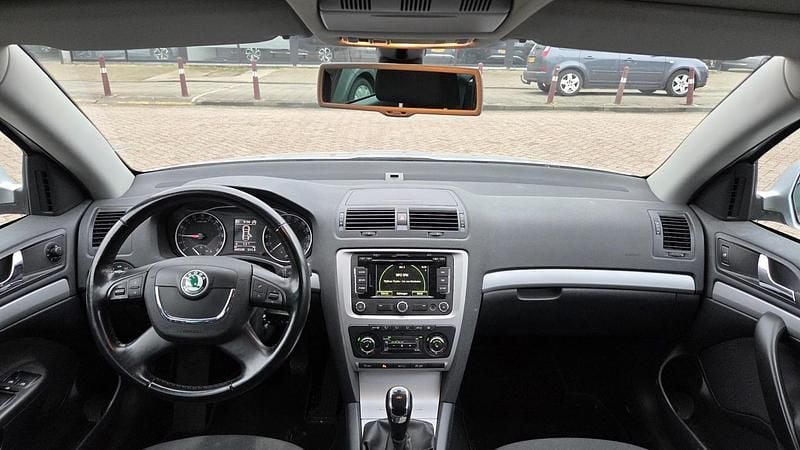 Occasion Skoda Octavia Business Line 2017 Grijs Stationwagen