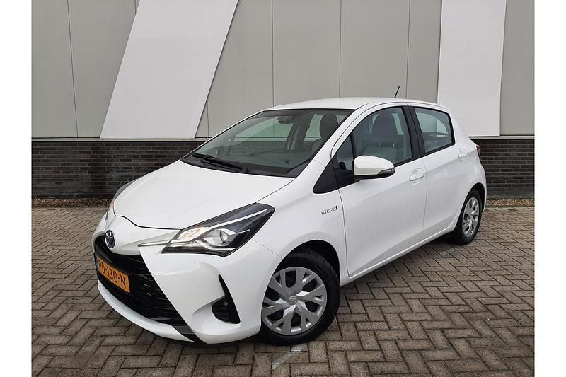 Gebruikt 2017 Toyota Yaris Hybrid | € 12.499 (Super prijs) - Afbeelding 1/1