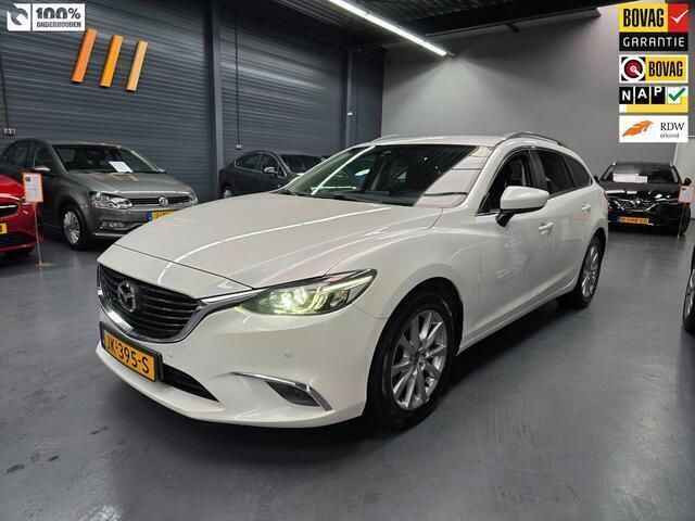 Wit Gebruikt 2016 Mazda 6 Stationwagen | € 13.995 (Eerlijke prijs) - Afbeelding 1/4