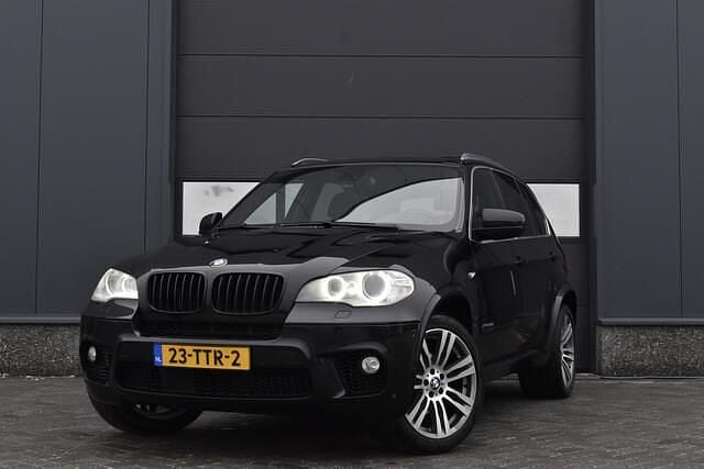 Zwart Occasion 2012 BMW X5 Executive SUV | € 9.950 - Afbeelding 1/4