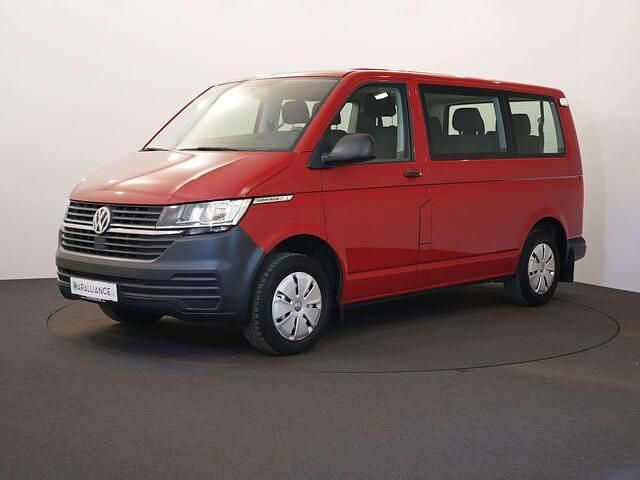 Rood Occasion 2021 VW Caravelle Trendline MPV | € 29.290 - Afbeelding 1/4