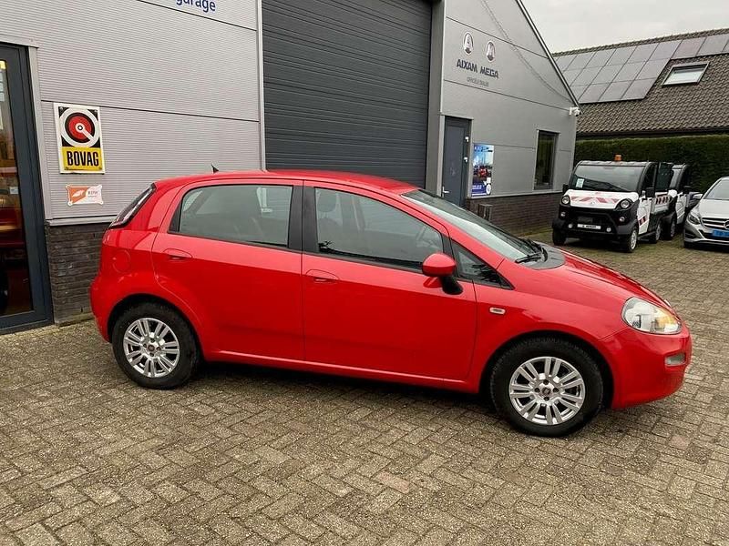 Occasion Fiat Punto Pop 86 PK (63 kW) 2013 Rood Hatchback