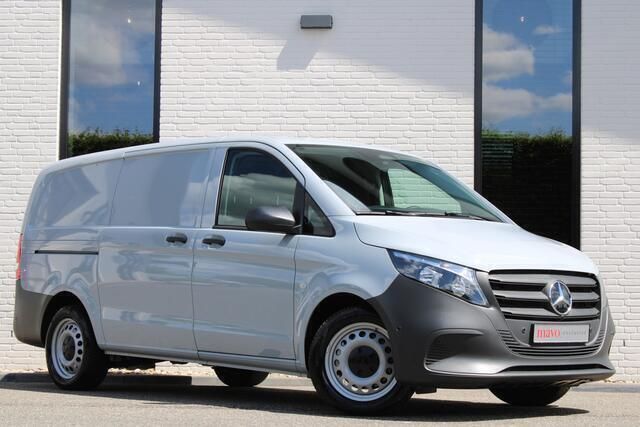 Grijs Nieuw 2024 Mercedes Vito MPV | € 38.950 (Super prijs) - Afbeelding 1/4