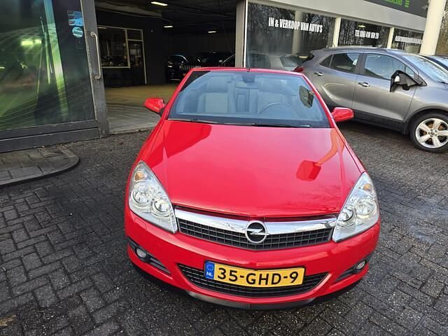 Occasion Opel Astra Cabriolet 116 PK (85 kW) 2008 Rood (metallic) Cabriolet