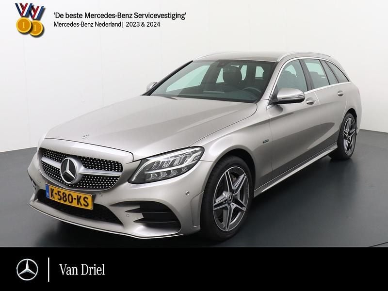 Grijs Occasion 2020 Mercedes C300e AMG line Stationwagen | € 27.950 (Eerlijke prijs) - Afbeelding 1/4