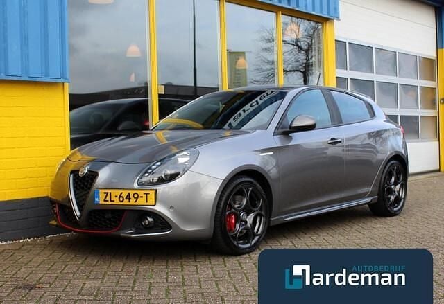 Occasion Alfa Romeo Giulietta 170 PK (125 kW) 2019 Grijs Hatchback