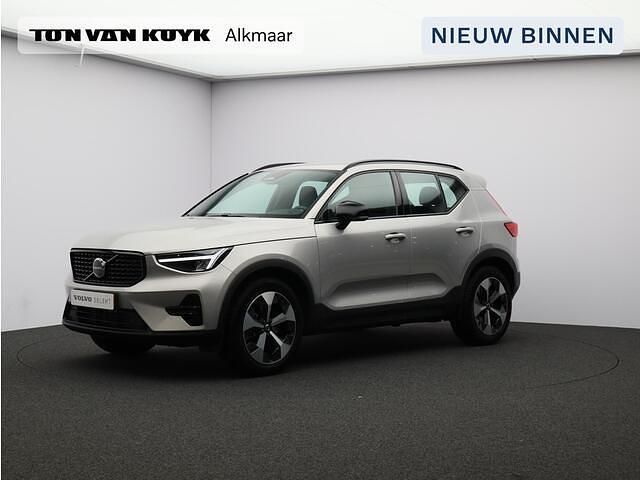 Grijs Gebruikt 2025 Volvo XC40 Plus SUV | € 44.950 (Iets duurder) - Afbeelding 1/4