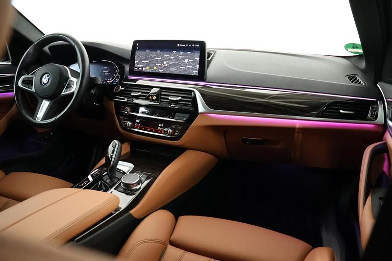 Occasion BMW 530e M Sport 292 PK (214 kW) 2022 Zwart (metallic) Sedan