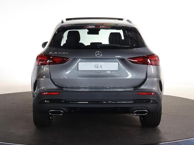 Occasion Mercedes GLA250 Business 163 PK (119 kW) 2025 Grijs SUV