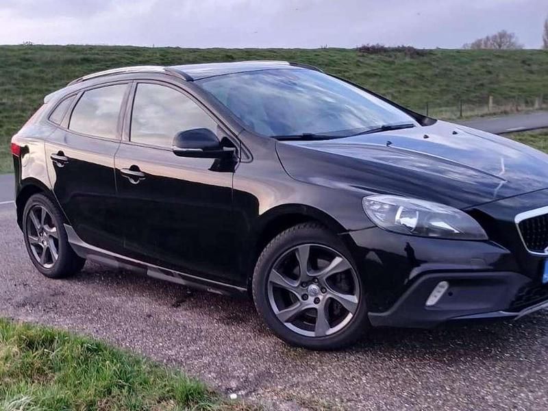 Occasion Volvo V40 CC Momentum 114 PK (83 kW) 2013 Stationwagen