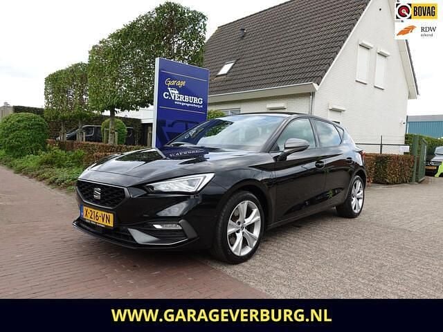 Zwart Gebruikt 2021 Seat Leon FR Hatchback | € 20.950 (Goede deal) - Afbeelding 1/4