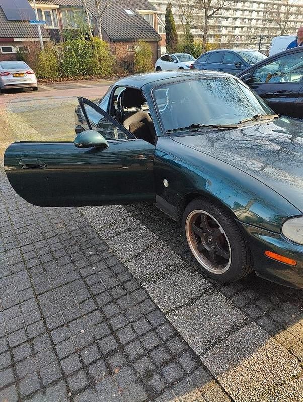 Occasion 1999 Mazda MX5 Cabriolet | € 4.500 (Eerlijke prijs) - Afbeelding 1/4