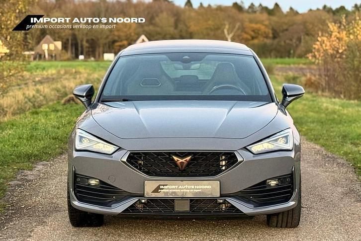 Occasion Cupra Leon VZ 245 PK (180 kW) 2021 Grijs (metallic) Hatchback