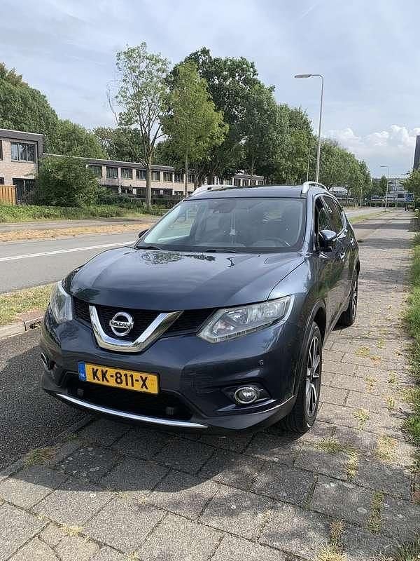 Blauw Gebruikt 2016 Nissan X-Trail SUV | € 15.500 (Eerlijke prijs) - Afbeelding 1/4