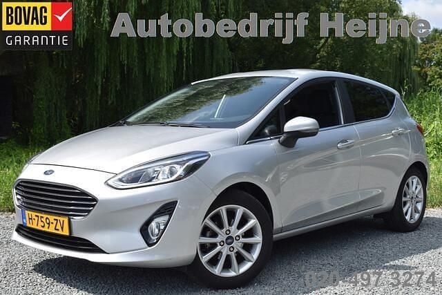 Grijs Gebruikt 2020 Ford Fiesta Titanium Hatchback | € 13.945 (Goede deal) - Afbeelding 1/4