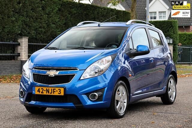 Blauw Gebruikt 2010 Chevrolet Spark LT Hatchback | € 3.945 (Eerlijke prijs) - Afbeelding 1/4