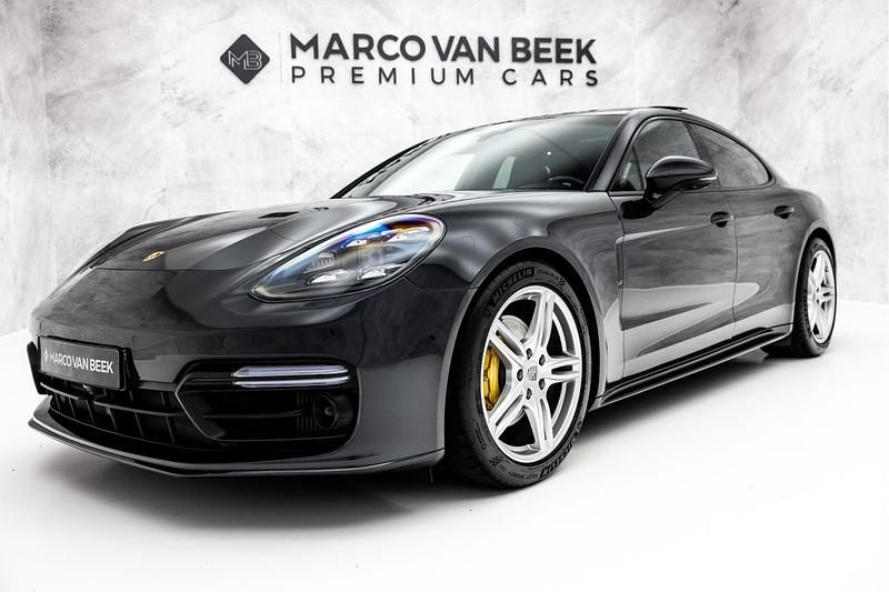 Grijs Occasion 2016 Porsche Panamera Sedan | € 57.850 (Iets duurder) - Afbeelding 1/3