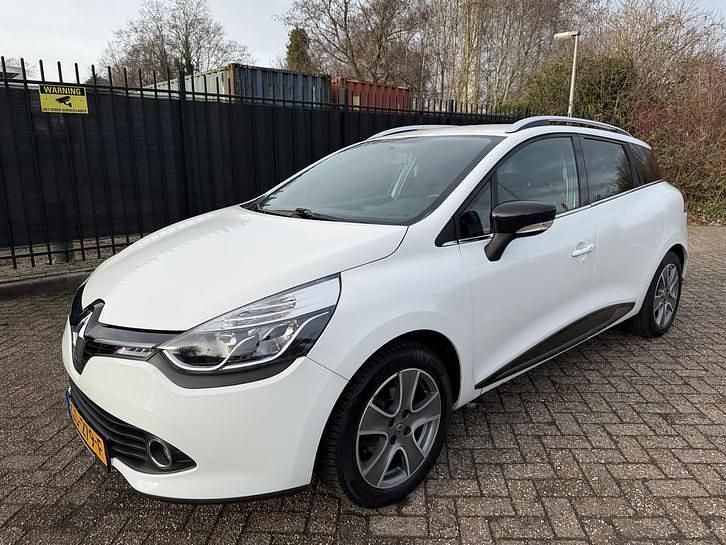 Occasion 2015 Renault Clio IV Night&Day Stationwagen | € 4.450 (Goede deal) - Afbeelding 1/4