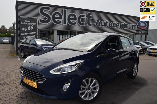 Blauw Gebruikt 2020 Ford Fiesta Titanium Hatchback | € 11.350 (Goede deal) - Afbeelding 1/3