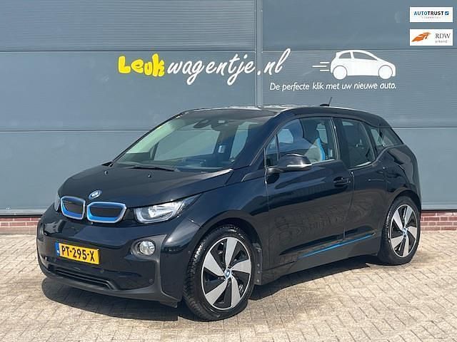 Zwart, metallic lak Gebruikt 2017 BMW i3 Comfort Edition Hatchback | € 12.490 (Goede deal) - Afbeelding 1/4