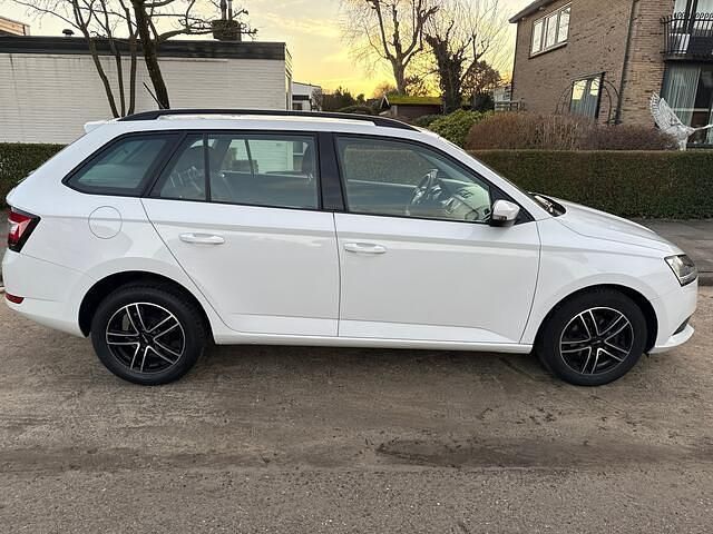 Occasion Skoda Fabia Active 95 PK (69 kW) 2020 Wit Stationwagen