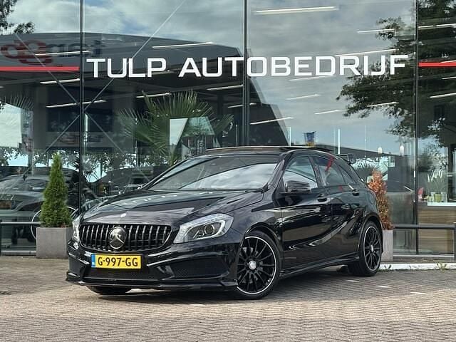 Zwart Gebruikt 2012 Mercedes A250 Ambition Hatchback | € 16.490 (Eerlijke prijs) - Afbeelding 1/4