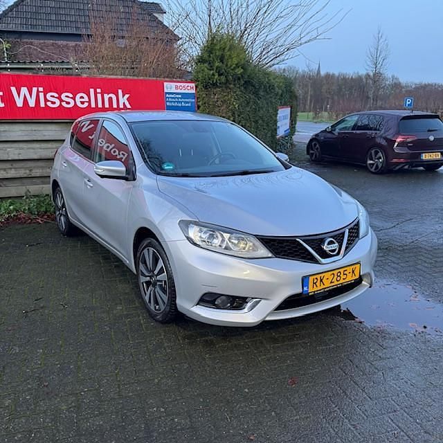 Grijs Gebruikt 2017 Nissan Pulsar Hatchback | € 9.450 (Eerlijke prijs) - Afbeelding 1/4