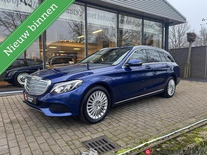 Blauw Occasion 2015 Mercedes C350e Luxury Stationwagen | € 19.950 (Eerlijke prijs) - Afbeelding 1/4