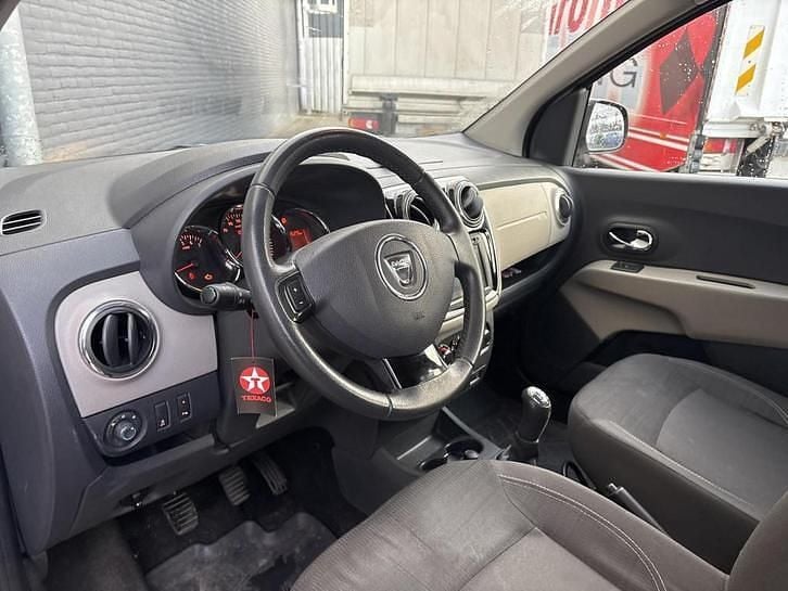 Occasion Dacia Lodgy Prestige 116 PK (85 kW) 2012 Bruin MPV