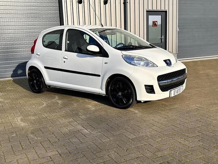 Occasion Peugeot 107 68 PK (50 kW) 2010 Wit Hatchback