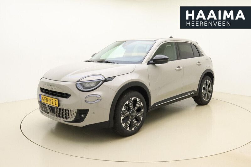 Grijs Nieuw 2024 Fiat 600 La Prima SUV | € 33.950 (Iets duurder) - Afbeelding 1/4