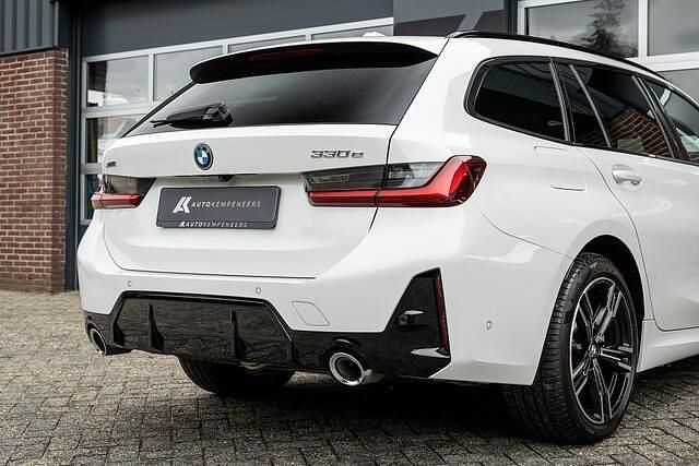 Occasion BMW 330 M Sport 291 PK (214 kW) 2024 Wit Stationwagen