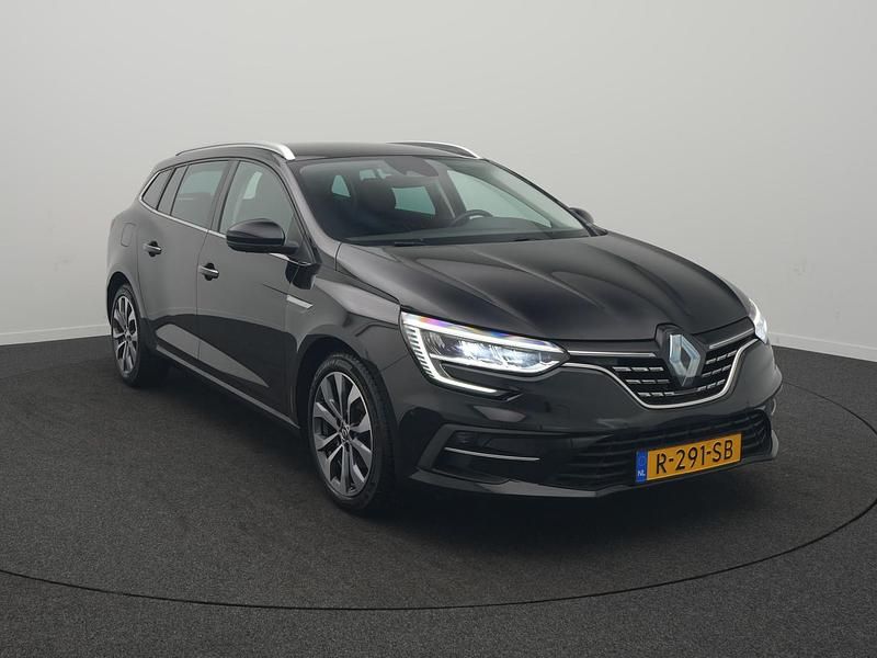Occasion Renault Mégane GrandTour Techno 142 PK (104 kW) 2022 Zwart metallic Stationwagen
