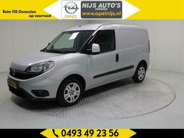Grijs Gebruikt 2016 Fiat Doblò MPV | € 9.999 (Duur) - Afbeelding 1/4