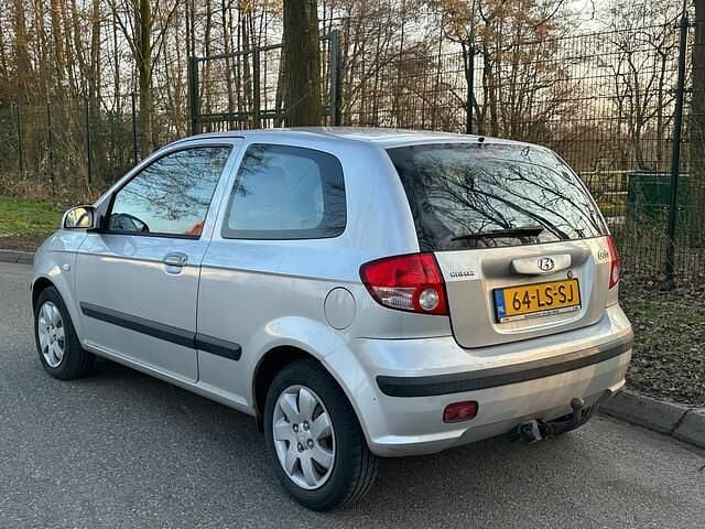 Occasion Hyundai Getz GLS 105 PK (77 kW) 2003 Grijs (metallic) Hatchback