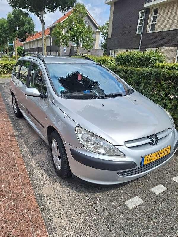 Grijs Gebruikt 2002 Peugeot 307 Stationwagen | € 500 (Super prijs) - Afbeelding 1/4