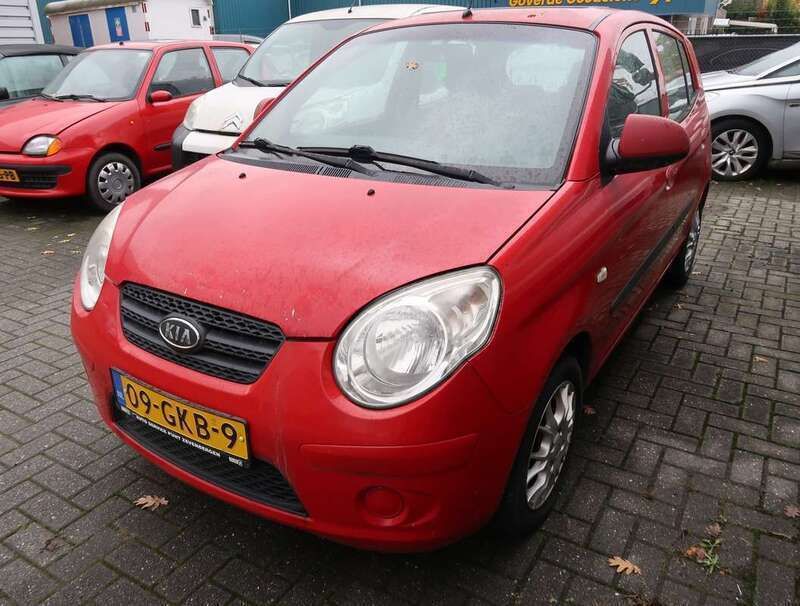 Rood Gebruikt 2008 Kia Picanto Hatchback | € 2.350 (Eerlijke prijs) - Afbeelding 1/4