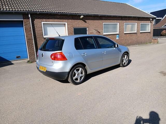 Occasion VW Golf V 102 PK (75 kW) 2007 Grijs Hatchback