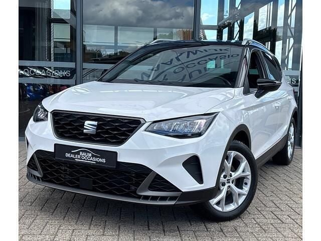 Wit Gebruikt 2024 Seat Arona CONNECT SUV | € 21.750 (Eerlijke prijs) - Afbeelding 1/4
